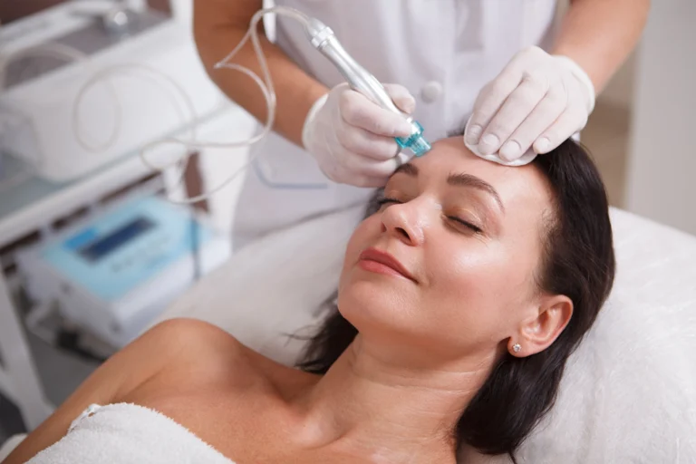 How Does HydraFacial Treatment Work?